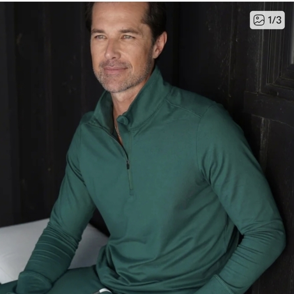Unisex NWT Feat  Zip-Up Pull Over XL